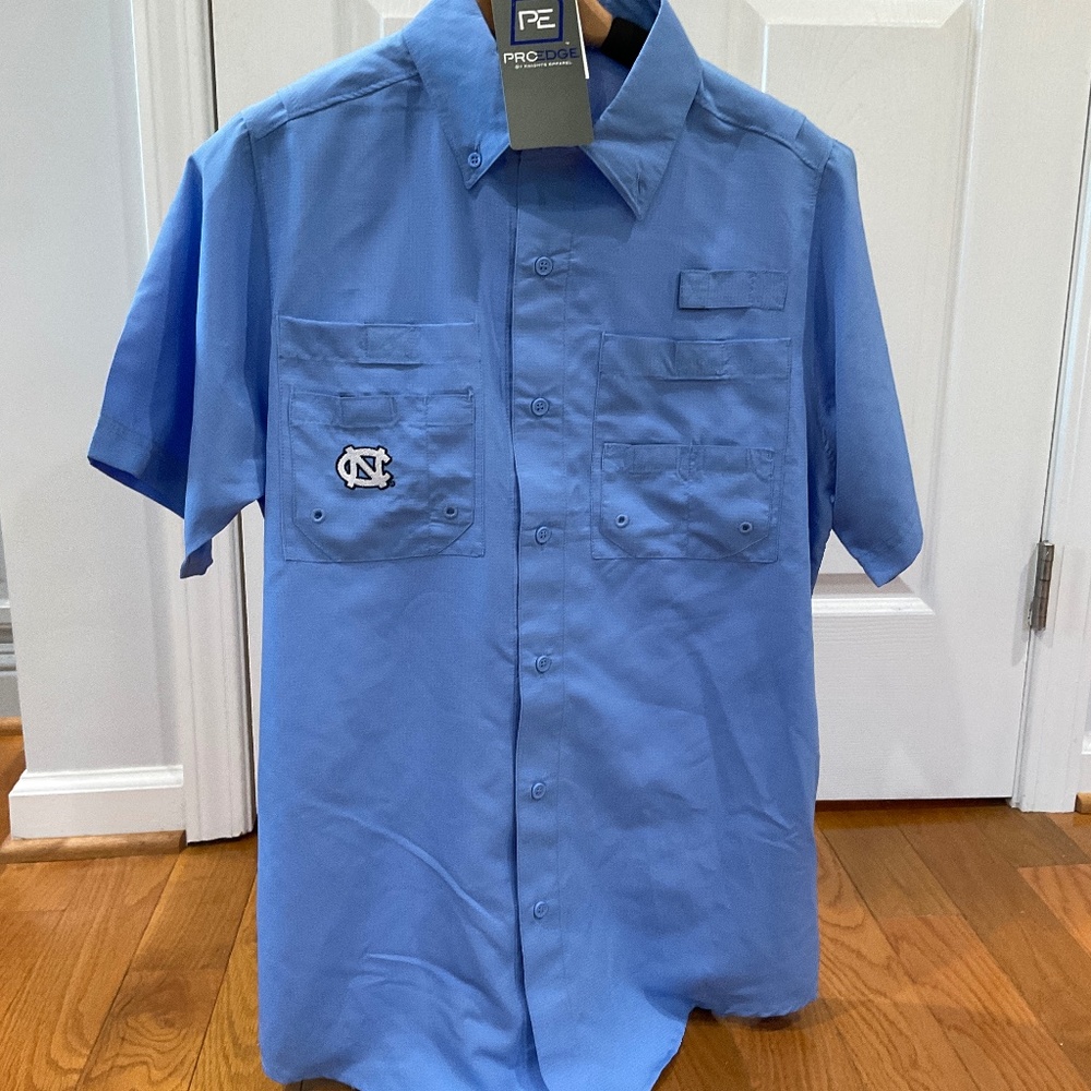 Men's Pro Edge Light Blue North Carolina Tar Heels Technical Shirt, Size S, NWT